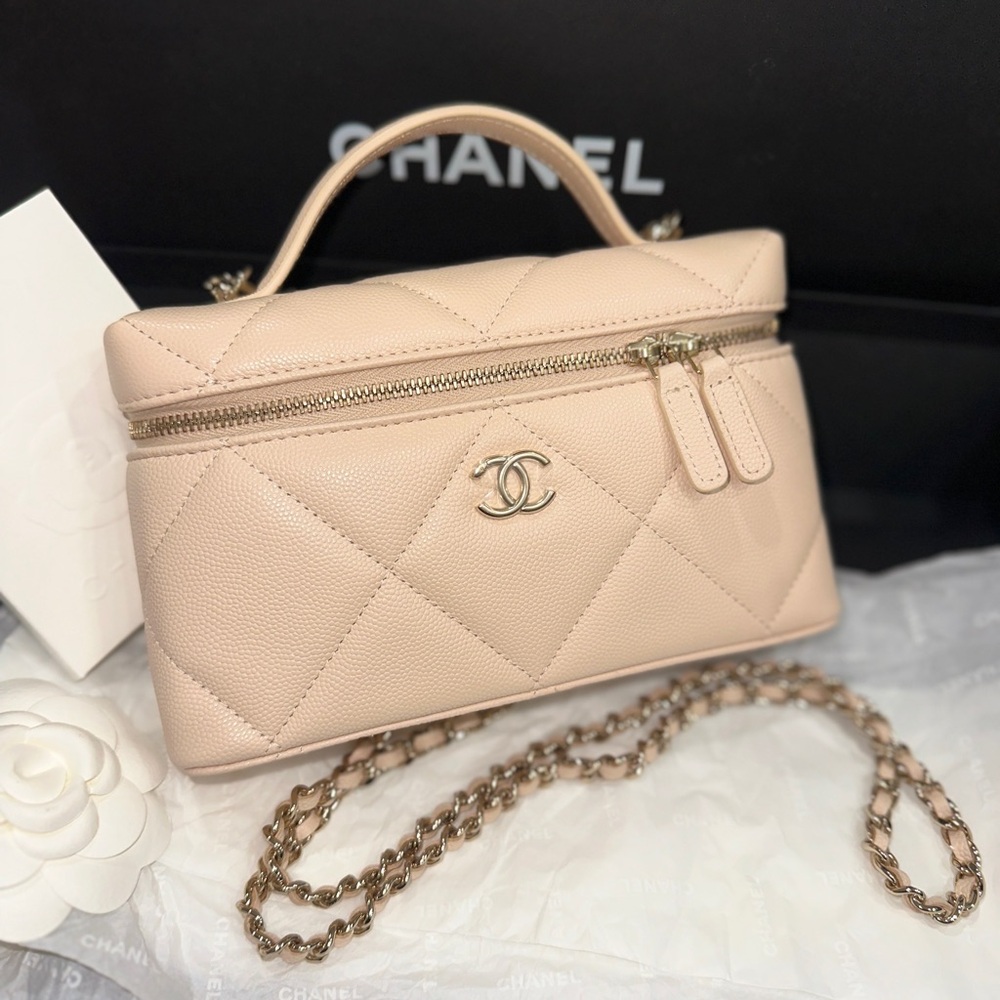 ❌ SOLD ❌ CHANEL LP Vanity Top Handle w Chain in Beige Caviar